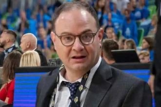 adrian wojnarowski